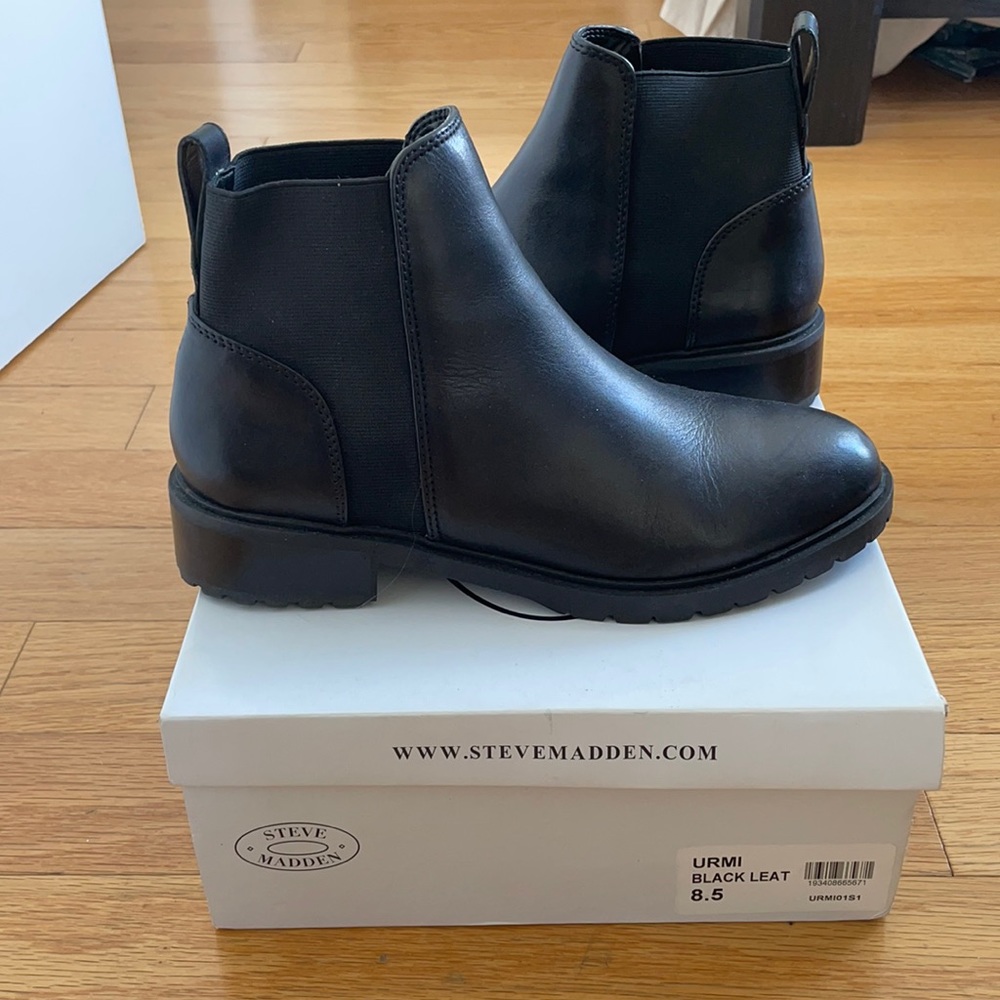 Steve Madden booties